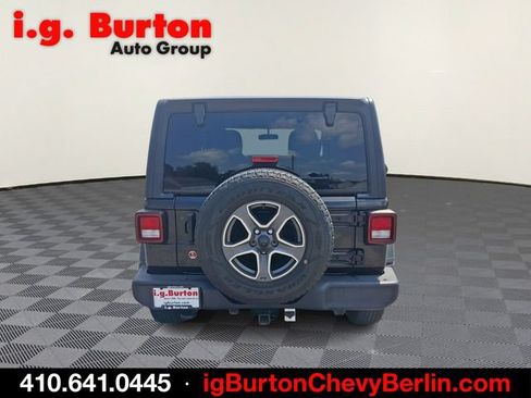 Used 2021 Jeep Wrangler Sport AWD/4WD image 5