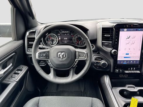 Used 2025 RAM 1500 Lone Star image 22