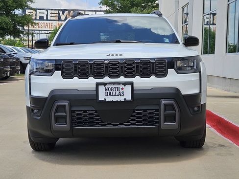 New 2026 Jeep Cherokee Laredo AWD/4WD image 5