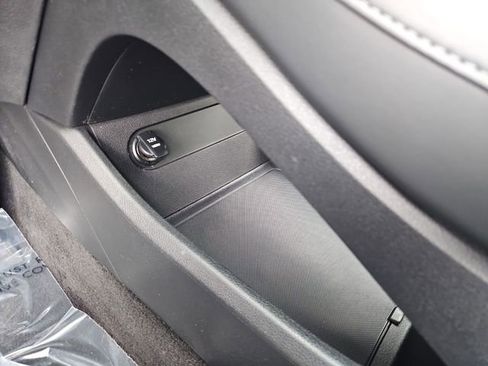 Used 2023 Hyundai Santa Fe Limited w/ Cargo Package image 23