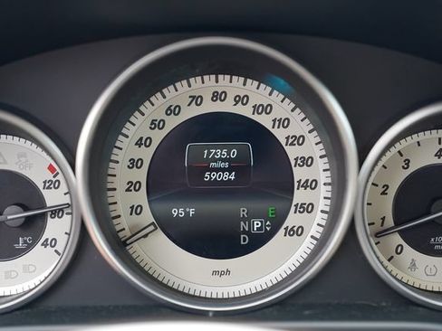 Used 2015 Mercedes-Benz E 350 4MATIC Wagon image 32