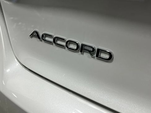 New 2025 Honda Accord SE image 9