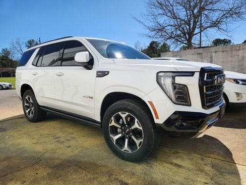 Used 2025 GMC Yukon AT4 w/ AT4 Premium Package image 1