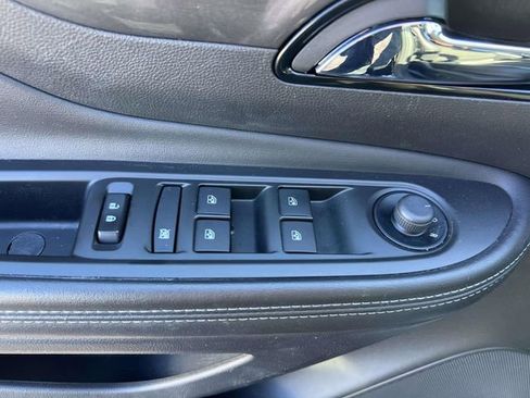 Used 2022 Buick Encore Preferred w/ Safety Package image 16