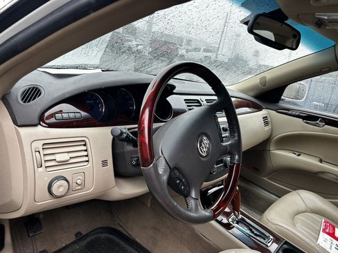 Used 2008 Buick Lucerne CXS FWD image 8