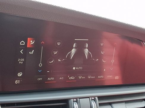 New 2026 Alfa Romeo Giulia AWD image 17