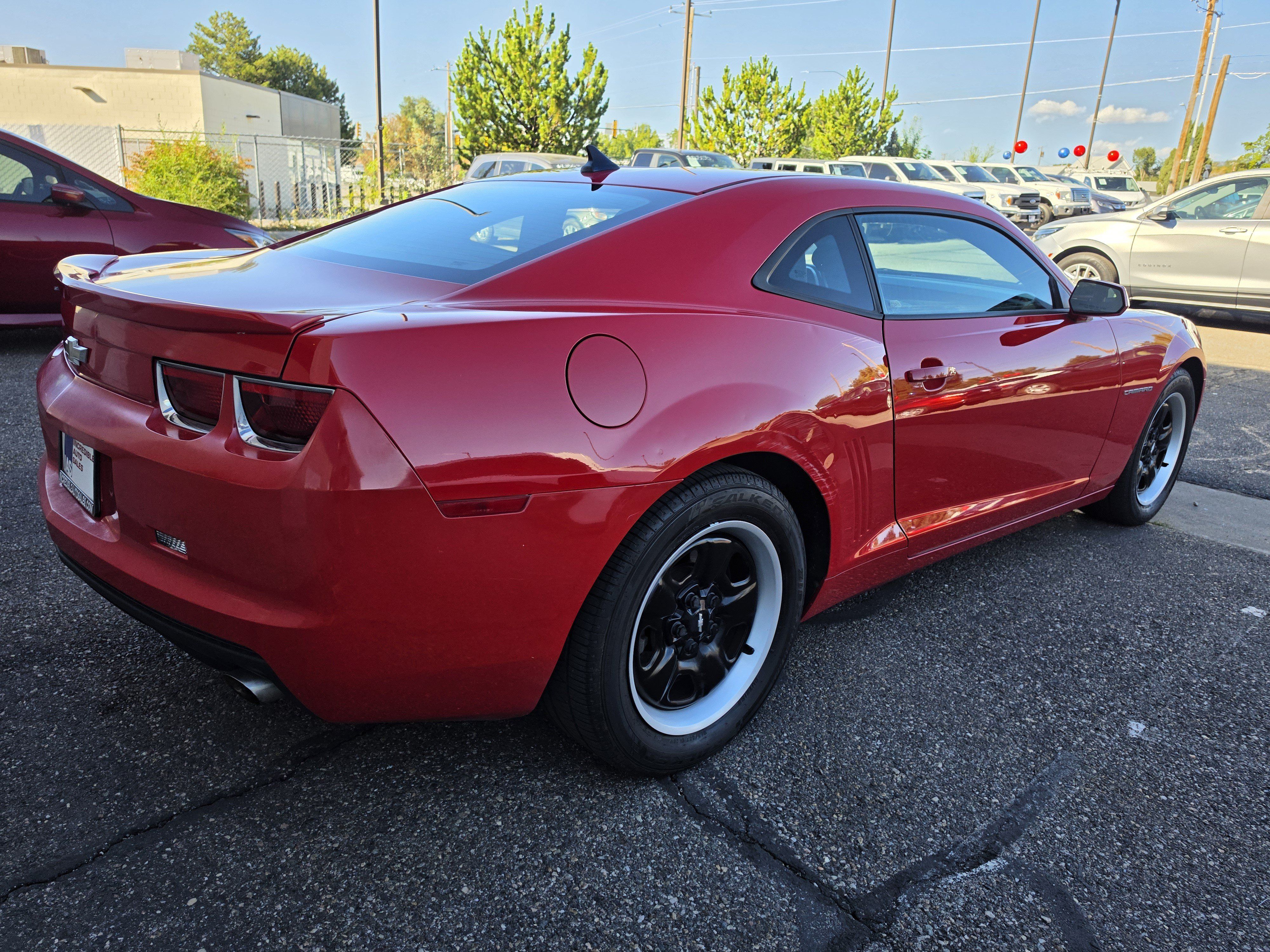 Used 2012 Chevrolet Camaro LS RWD image 7