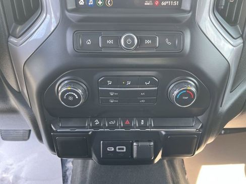 Used 2021 Chevrolet Silverado 1500 Custom Trail Boss w/ LPO, Dark Essentials Package AWD/4WD image 18