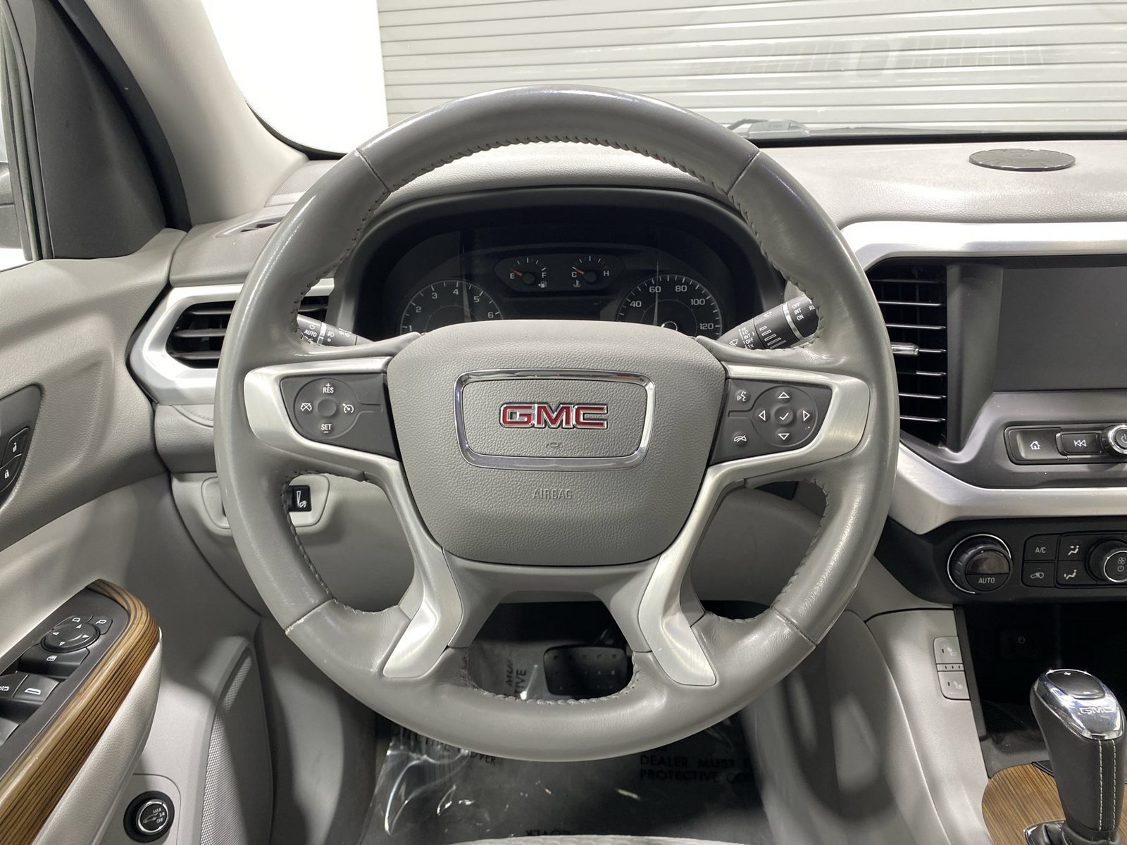 Used 2019 GMC Acadia SLE w/ Driver Alert Package I AWD/4WD image 14