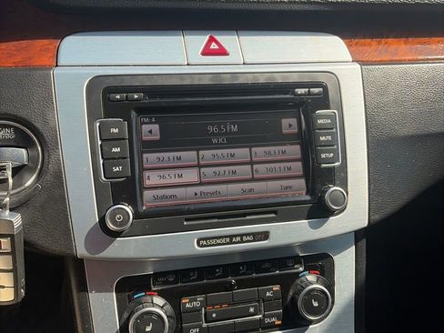 Used 2010 Volkswagen CC VR6 AWD/4WD image 7