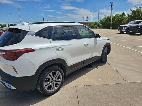 Used 2022 Kia Seltos S image 3