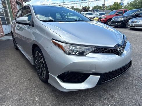 Used 2016 Scion iM FWD image 3