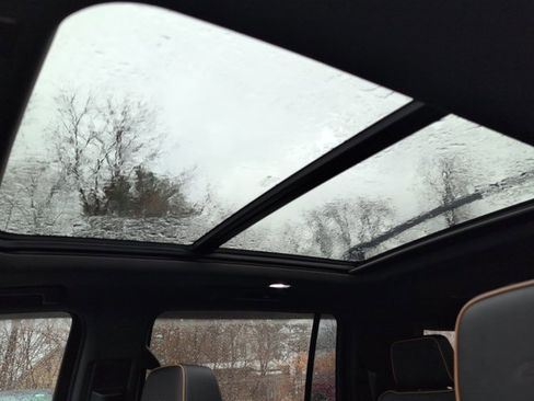 Certified 2022 GMC Yukon XL AT4 image 30