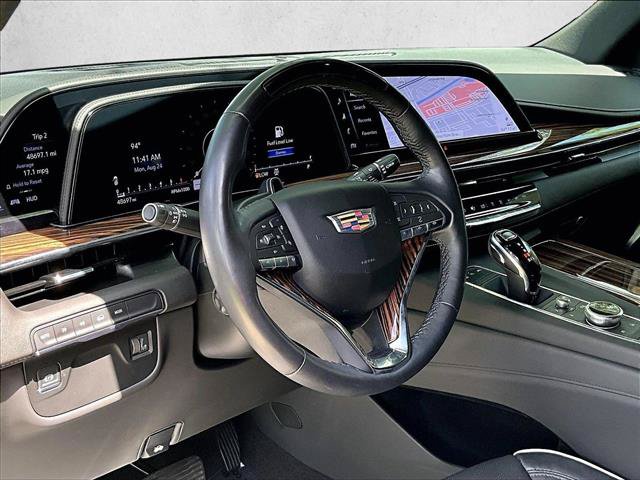 Certified 2024 Cadillac Escalade Premium Luxury AWD/4WD image 14
