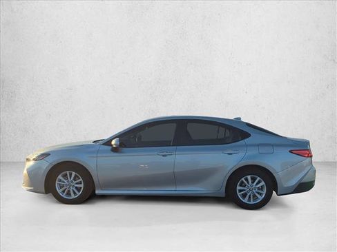 Certified 2025 Toyota Camry LE image 4