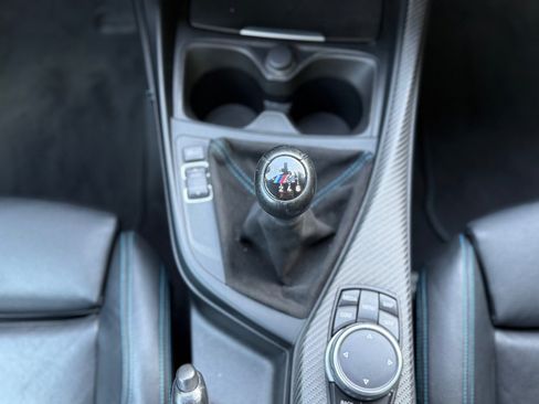 Used 2017 BMW M2 RWD image 32