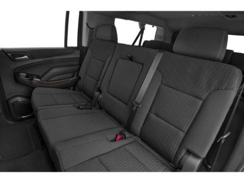 Used 2019 Chevrolet Suburban LT RWD image 17