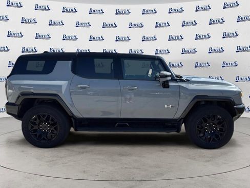 New 2025 GMC Hummer EV 2X AWD/4WD image 8