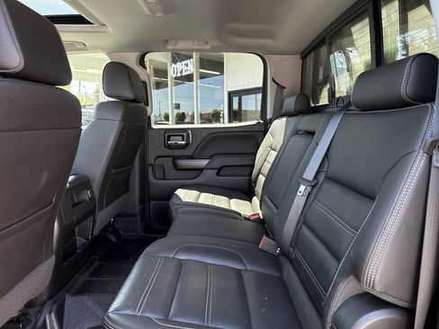 Used 2019 GMC Sierra 2500 Denali w/ Duramax Plus Package AWD/4WD image 27