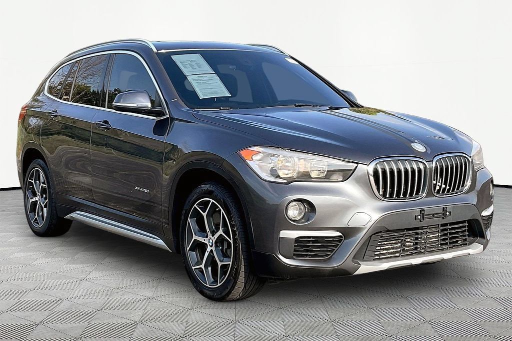 Used 2018 BMW X1 xDrive28i AWD/4WD image 3