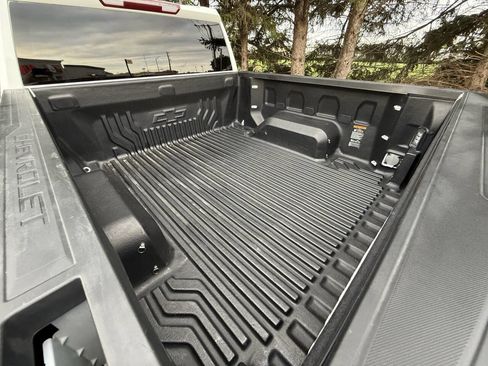 Used 2024 Chevrolet Silverado 1500 RST image 18