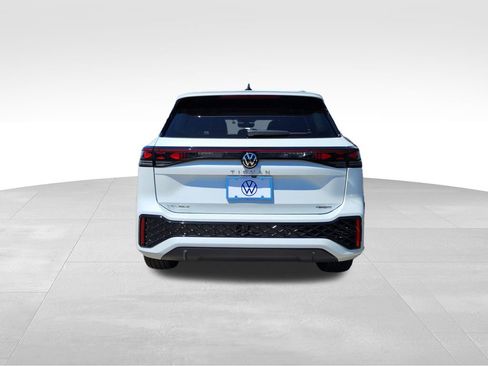 New 2026 Volkswagen Tiguan SEL R-Line AWD/4WD image 5