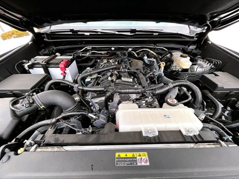 Used 2025 Toyota Tacoma Limited image 29