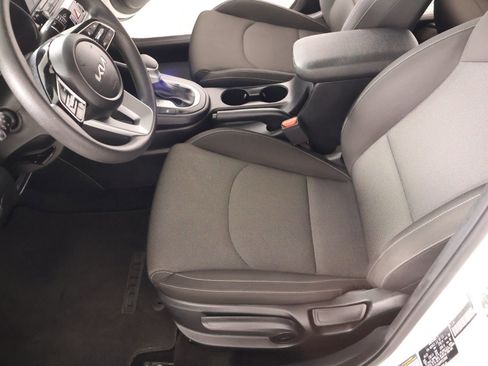 Used 2023 Kia Forte LXS FWD image 10