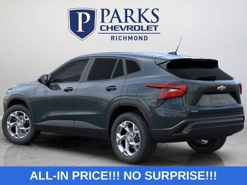 New 2026 Chevrolet Trax LS w/ LS Convenience Package FWD image 6