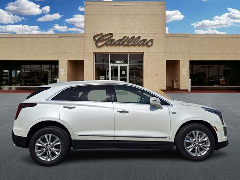Used 2021 Cadillac XT5 Luxury image 2