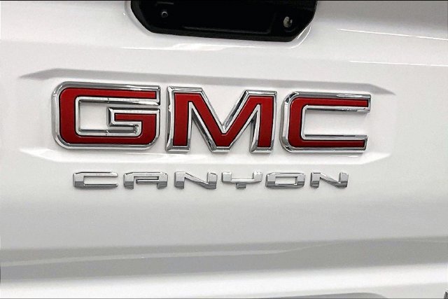 Used 2024 GMC Canyon Elevation w/ Convenience Package AWD/4WD image 36