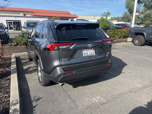 Used 2025 Toyota RAV4 XLE w/ Convenience Package image 13