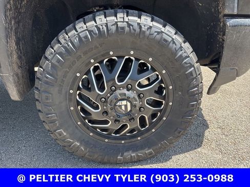 Used 2024 Chevrolet Silverado 3500 High Country w/ High Country Premium Package AWD/4WD image 11