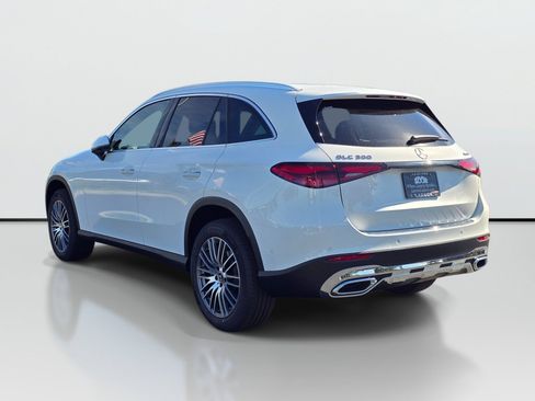 New 2026 Mercedes-Benz GLC 300 4MATIC image 4