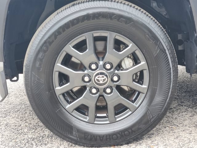 Certified 2025 Toyota 4Runner SR5 AWD/4WD image 8