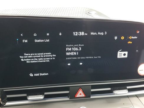 Used 2025 Hyundai Elantra SEL FWD image 13