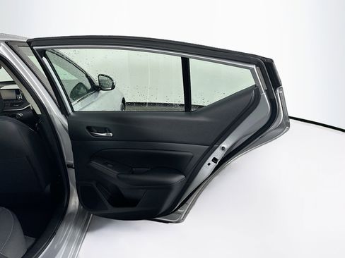 Used 2022 Nissan Altima 2.5 S FWD image 27