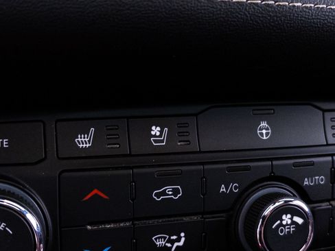 Used 2023 Dodge Durango SRT AWD/4WD image 31