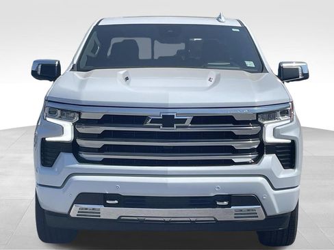 New 2026 Chevrolet Silverado 1500 High Country AWD/4WD image 8