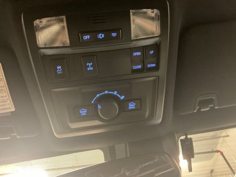 Used 2019 Toyota Tacoma TRD Pro AWD/4WD image 24