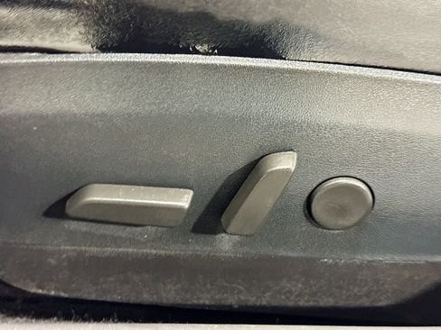 Used 2018 Tesla Model 3 Long Range image 23