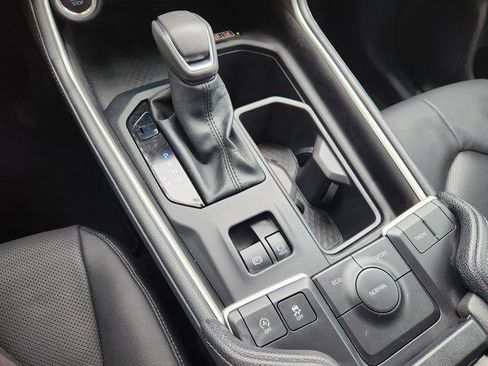 Certified 2025 Toyota Grand Highlander FWD image 19