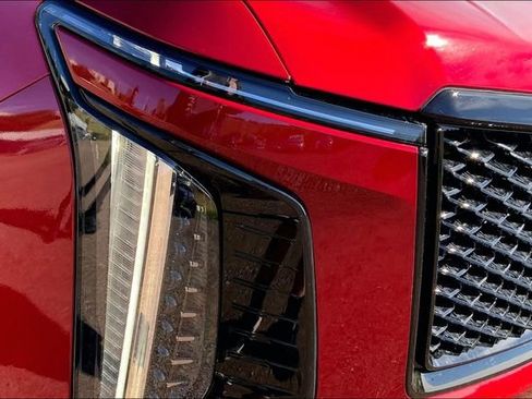 Used 2025 Cadillac Escalade ESV Sport Platinum image 28