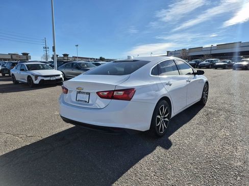 Used 2018 Chevrolet Malibu LT image 5