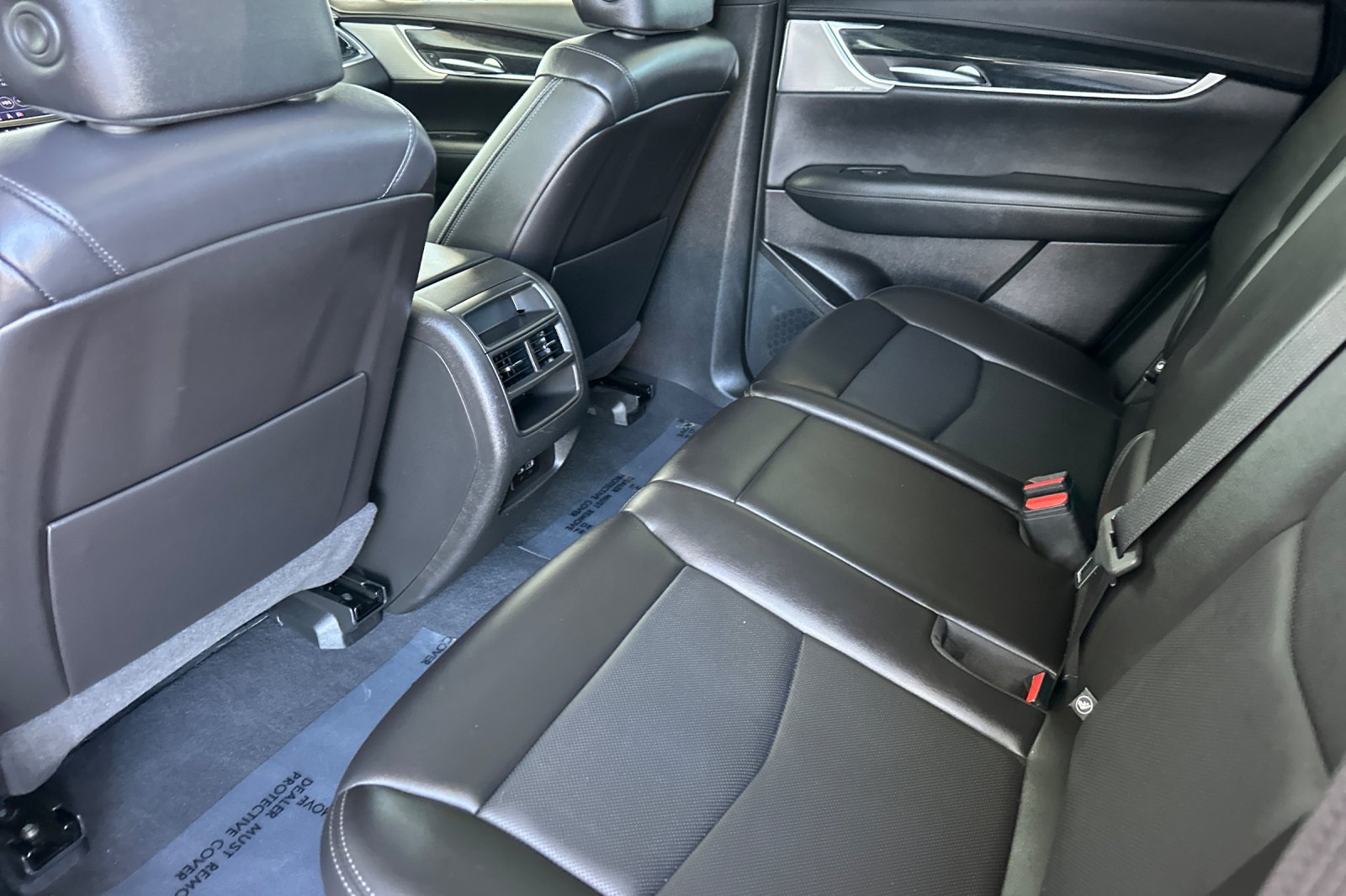 Certified 2023 Cadillac XT5 Premium Luxury FWD image 14