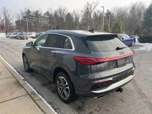 Used 2025 Audi Q5 Premium Plus image 38