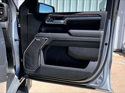New 2026 GMC Sierra 1500 Elevation w/ Elevation Premium Package AWD/4WD image 11