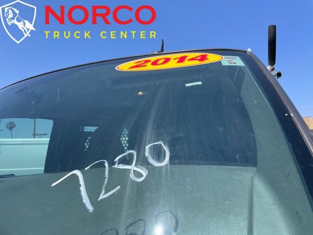 Used 2014 Chevrolet Express 2500 RWD image 17