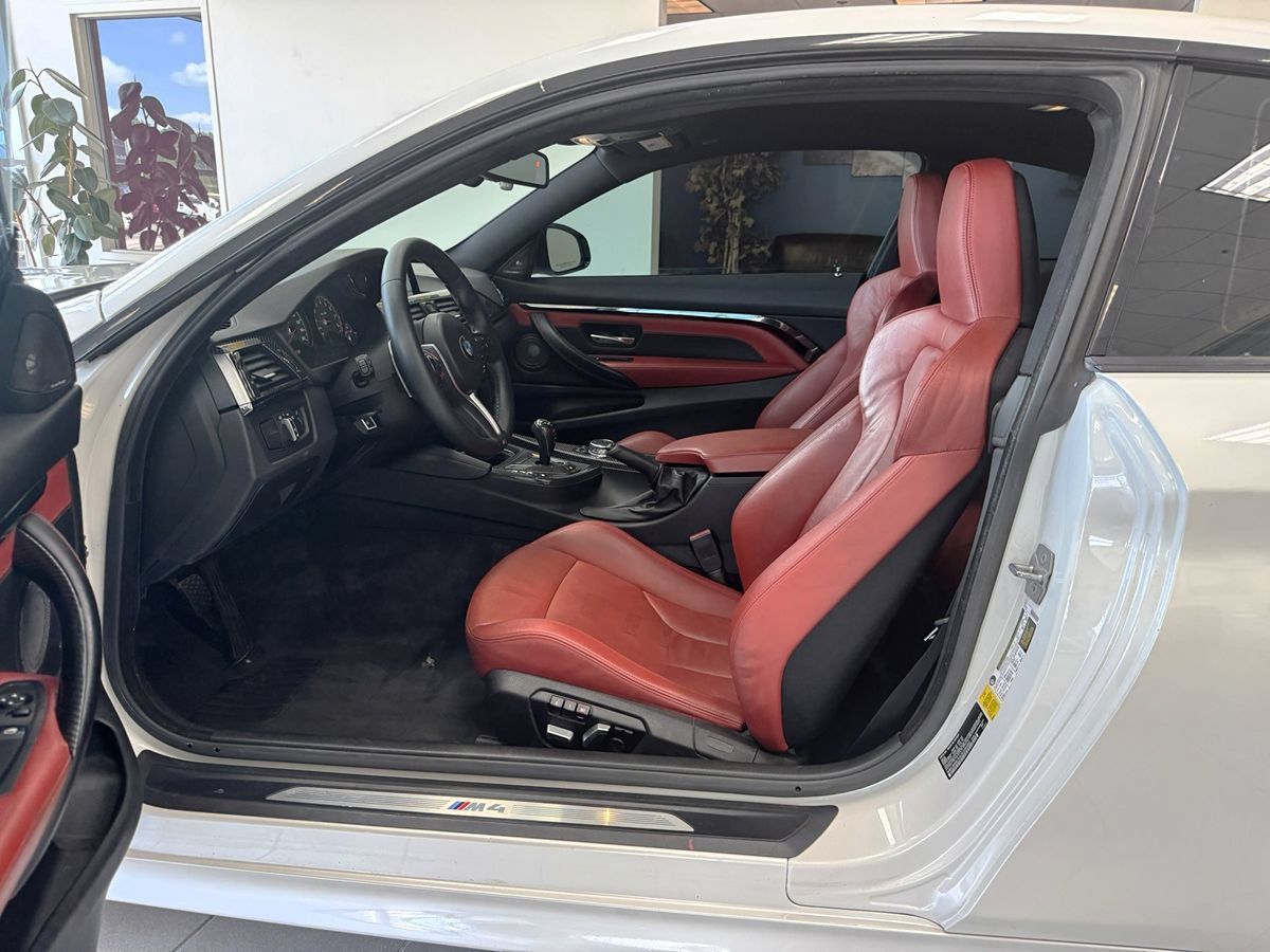 Used 2016 BMW M4 Coupe RWD image 15