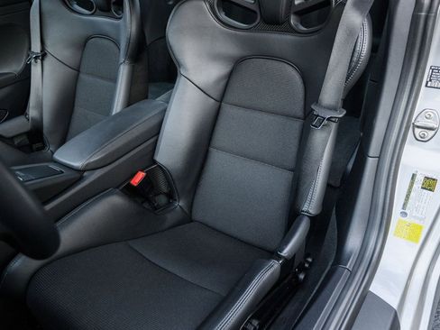 Used 2019 Porsche 911 GT3 image 19